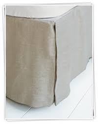 Sofitel guest rooms are carefully styled with bedding that rewards your sense of touch at every turn. Leinen Bettvolant Massgeschneiderte Bett Volant Leinenstoffe