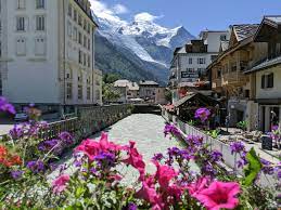 My question is whether there is a particular order to drive to these towns in order to travel the most picturesque. 21 Awesome Things To Do In Chamonix In The Summer Alpine Bucket List