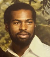 Dewayne Graves's Instagram, Twitter & Facebook