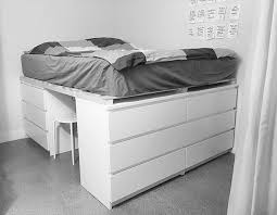 Ikea malm bett mit diy husse schlafzimmerfarben ho. Dasneuebett Hatmeinlieblingsmenschselbstgebaut Diy Ikea Ikeahack Nochnichtganzfertig Furniture Diy Plattform Bett Bett Lagerung Plattform Bett Lagerung