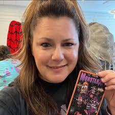 Pumpkin Cream Cheese Muffins 😍  https://thebestblogrecipes.com/pumpkin-cream-cheese-muffins/