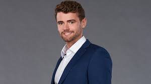 Who Is Luke Stone 5 Things About The Bachelorette Contestant Hollywoodlife Bachelorette Contestants Luke Bachelorette