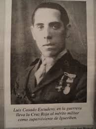 La doble cruz del capitán Casado Escudero