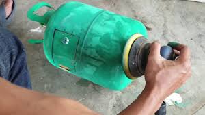 Kehabisan gas aircond, penapis atau filter kotor juga menjadi punca mengapa penghawa dingin kereta anda menjadi panas dan lebih teruk lagi jika memandu di bawah bahang panas matahari. Cara Buat Tabung Gas Aircond Youtube