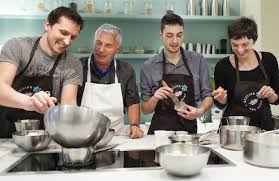 Des cours de cuisine dans plus de 10 villes françaises (paris, bordeaux, nantes, lyon, lille.). Quel Cours De Cuisine A Paris Notre Selection