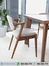 Kita bisa melihat ada begitu banyak produk tentang yang namanya balokkan kayu ataupun sebuah gelondongan kayu. Jual Kursi Cafe Kai Unik Harga Murah Furniture Cafe Terbaru