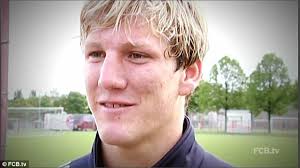 Welcome to the official facebook page of bastian schweinsteiger! Bayern Munich Team Mates Wish Bastian Schweinsteiger A Happy Birthday As German Midfielder Turns 30 Daily Mail Online