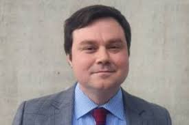 María Isabel Cornejo se convierte en la graduada N°40 del Programa de  Doctorado en Derecho