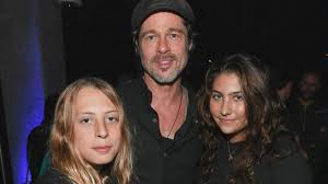 Official online store of chris cornell. Brad Pitt Sweetly Introduces Chris Cornell S Daughter Toni Ahead Of Her Tribute Performance To Late Singer Entertainment Tonight