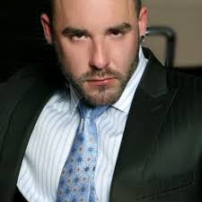 Aaron Cage https://bit.ly/33LJSwV