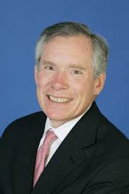 Longtime Howard Bank executive departs