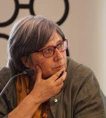 En paralelo, ana luísa amaral es autora de una amplia obra ensayística, dramática, de narrativa para niños, jóvenes y adultos, y de traducción. Camoes Berlim Ana Luisa Amaral