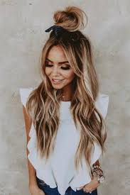 Like she points out, with all the ends hanging out it should remind you of a mop on your head. Mom Hair Ideas That Go Beyond A Messy Bun Mabel Moxie