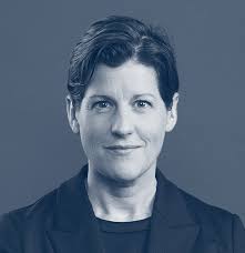 Riccardo Pennisi, Europe