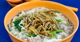 Ban Mian Literally Board Noodles Is A Kind Of Noodle Typically Served In Soup Traditionally Families Would Make Their Own Ba Seafood Soup Food Local Food