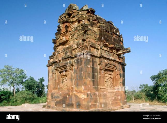 Dashavatara Temple, Vishnu Hindu temple, Deogarh, Jhansi, Uttar Pradesh, India Stock Photo - Alamy
