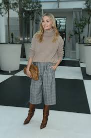 Małgorzata socha to prawdziwa ikona stylu i klasy. Malgorzata Socha W Swetrze Z Sieciowki Na Imprezie Zdjecia