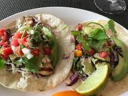 The verde salsa is killer also. Fish Tacos Bild Von Merriman S Big Island Hawaii Tripadvisor
