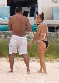 Here's where netflix teen drama outer banks is filmed. Jennifer Lopez In Black Bikini At The Beach In Nassau Gotceleb