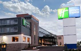 Our brainerd hotel guests enjoy a. Holiday Inn Express Algoma Country