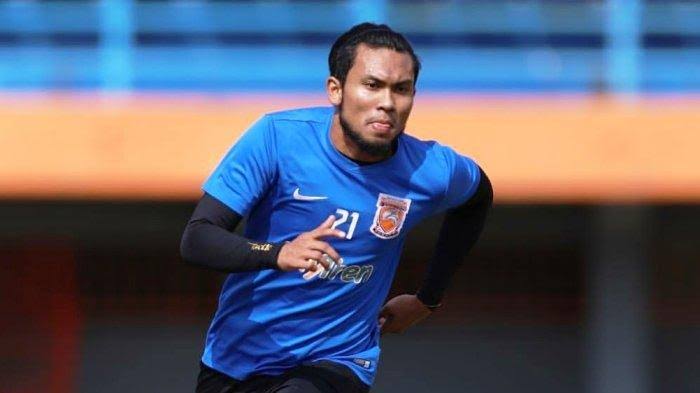 Ichsan Kurniawan berseragam latihan Borneo FC.