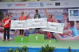 21st may 2017, dataran merdeka, kuala lumpur the raging heat is still on during the standard chartered kuala lumpur marathon 2017. Kl Marathon News Media Latest News Announcement Scklm S 10th Anniversary Set To Sizzle