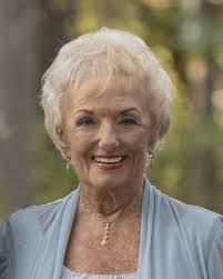 Courtney Stokes's Instagram, Twitter & Facebook