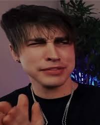 | Colby’s side eye is killing me😭😭😭, also this trend needs to be  revived!