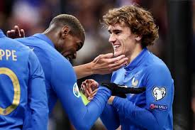 Les échances internationales approchent, avec une rencontre amicale et deux confrontations pour la ligue des nations. Les Bleus Matent Les Islandais Le Debrief