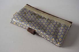 Realisez Un Magnifique Porte Chequier Porte Chequier Chequier Tuto Couture Porte Chequier