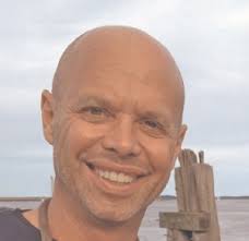 John F. Feeney of Gracie House Dies at 63