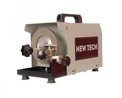However, there are some features to consider when buying a scissor sharpener such as ease of use, how easy it is to store them away, quality of materials, safety, versatility, and so on. New Tech Scissor Sharpening Machine Goldstar Tool