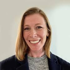 Alexandra Gregg's Instagram, Twitter & Facebook