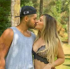 Learn about traveling in virginia. Ze Felipe Comemora 2 Meses De Namoro Com Virginia Fonseca