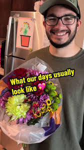 Justin Flora's Instagram, Twitter & Facebook