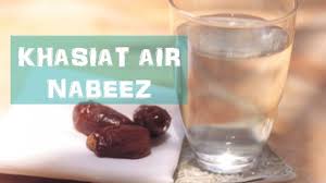 Ditilik dari sisi medis, berikut khasiat air rendaman kurma tak bisa dianggap sepele seperti dhimpun oleh. Air Nabeez Air Rendaman Kurma Kismis Minuman Kegemaran Rasulullah Saw Yang Menyimpan 1001 Khasiat Ohcantik Com