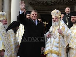 Arhiepiscop al bucureștilor, mitropolit al munteniei și dobrogei. Presedintele Iohannis A Participat La Slujba De La Patriarhie Si A Discutat Cu Preafericitul Daniel Foto Video