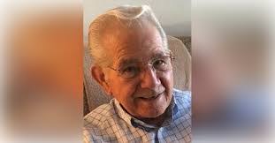 Linda Hamby's Instagram, Twitter & Facebook