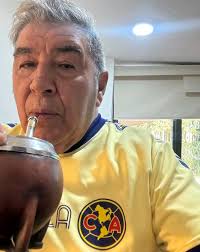 Club América hace oficial la salida de CriCristian Calderón será cedido a  préstamo. 🦅 ¡Gracias por haber hecho historia portando nuestros colores,  Cristian! 💙💛