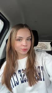 @Mel Robbins you changed my life in only 3 episodes 😭🫶🏻 #podcast  #melrobbinspodcast #melrobbins #womenpodcasters