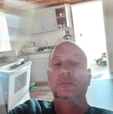 How to deep clean Cleveland ps60 pellet stove and what fan settings to use  to prevent ash buildup?