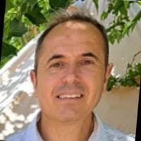 500+ "Robles Robles" profiles