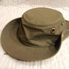 Tilley S The Tilly Endurables Hat Size 7 1 2 Owners Manual Brag Tags Snap Side Tilley Theendurables Outdoorshikingfishing Hat Sizes Tillys Hats