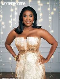Motsi mabuse, judge on let's dance (the german version of strictly come dancing) and professional dancer, has been confirmed as the new judge replacing former ballerina dame darcey bussell. Motsi Mabuse Says She Doesn T Take Her Responsibility Of Being A Black Woman On Tv For Granted Duk News