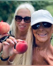 Local peaches in Southern Ontario area?