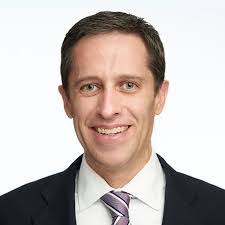 Steven Dufault's Instagram, Twitter & Facebook