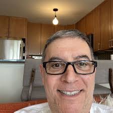 Kenneth Dunkin's Instagram, Twitter & Facebook