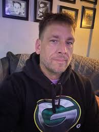 Now this is fun to watch. Let's go Jackets. Playing hard, great defense.