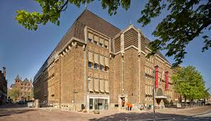 Gallery of Utrecht Central Library & Post Office / Zecc ...