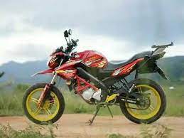 Seperti yang kita ketahui bersama, cb150r merupakan rival abadi yamaha vixion dalam persaingan motor sport 150cc di indonesia. Kumpulan Motor Vixion Modif Supermoto Atau Touring Youtube